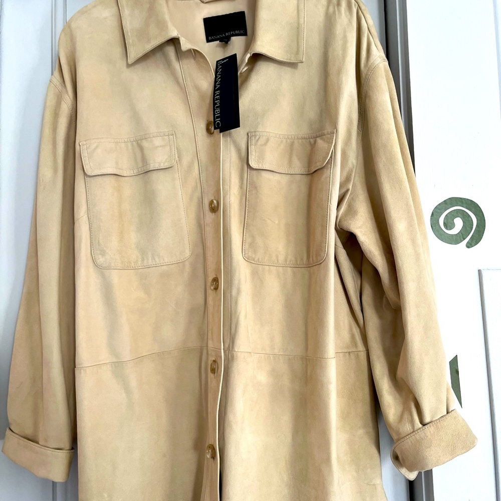 Banana Republic women’s suede shirt-jacket. New with tags original price $650
